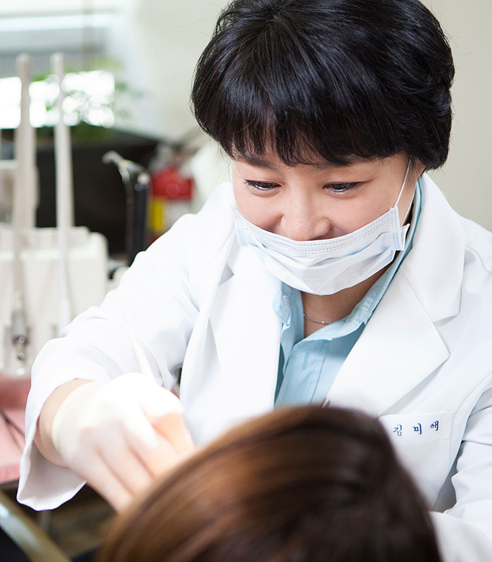 K Dental Hospital キム・ミエ院長 ポートレート