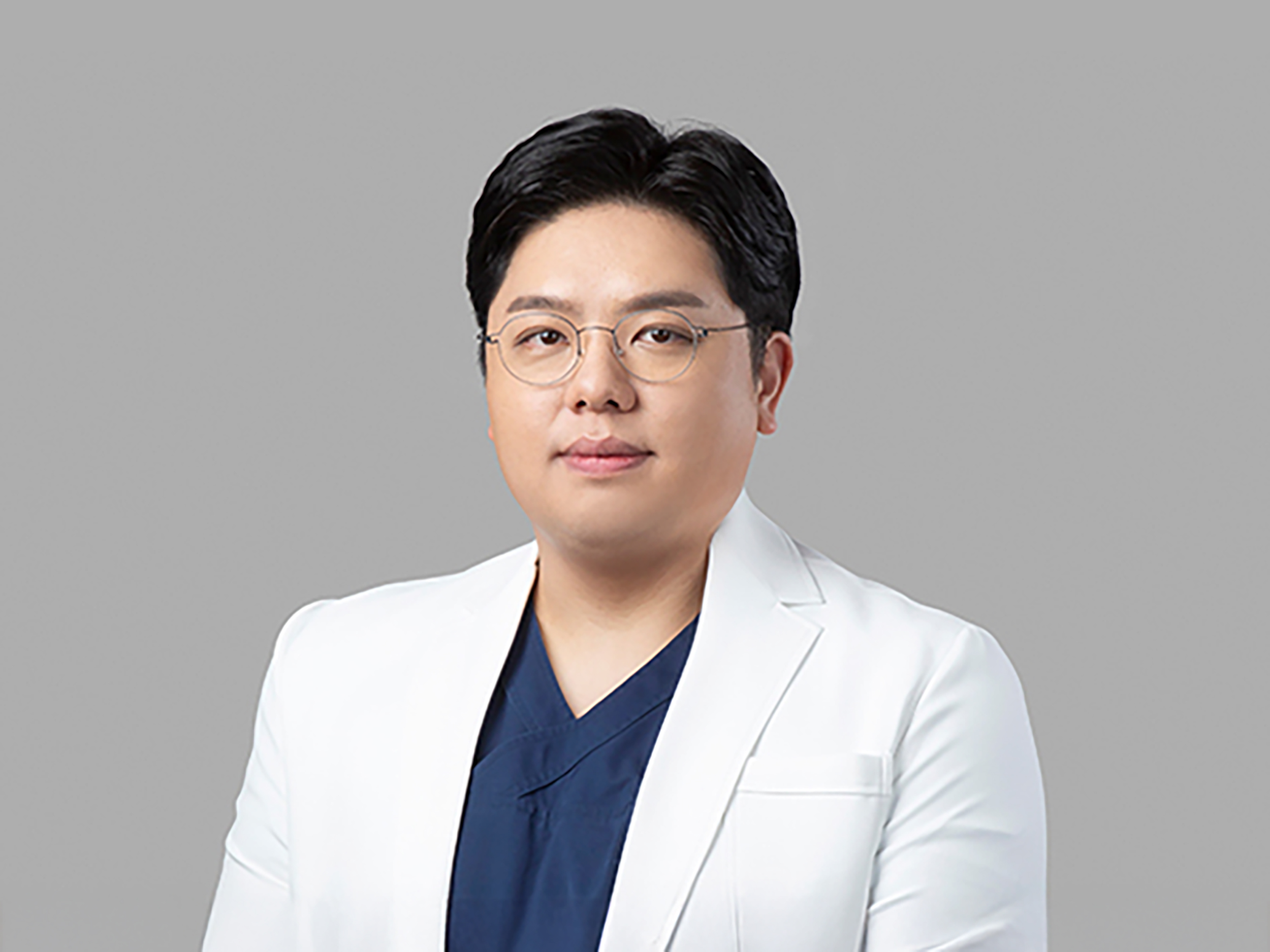 Le Blanc Dental Clinic ビョン・サンギュン院長のポートレート